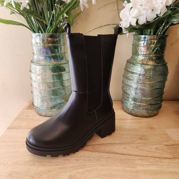 Chunky heel boots - Picture 3 of 4